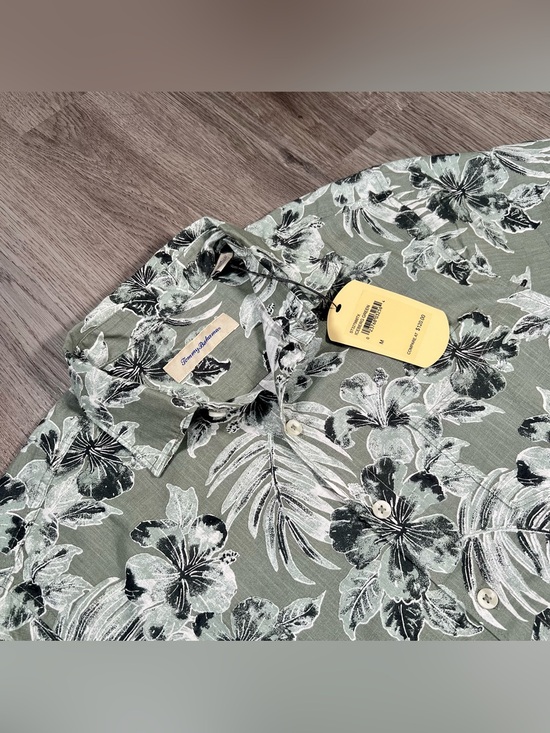 Tommy Bahama Other - New Tommy Bahama Mens Medium Shirt Iceberg Green Floral Tropical Camp Button Up